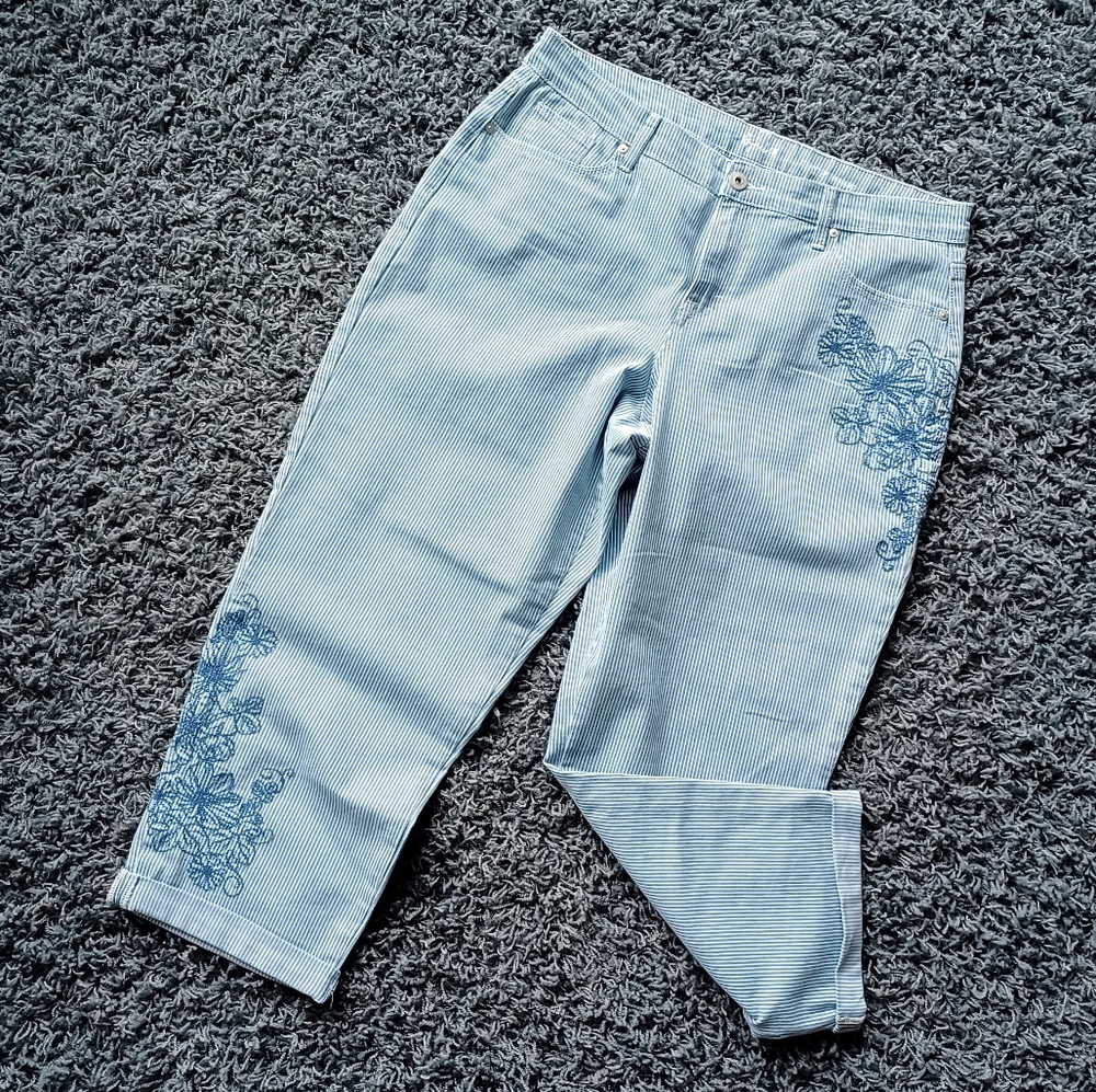 Style & Co floral embroidered wide leg jeans